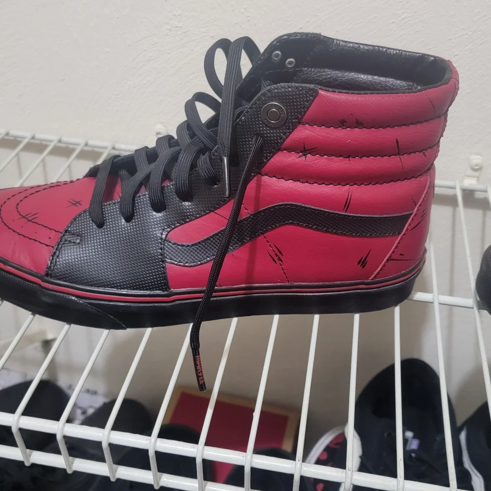 Vans Red High-Top Sneakers - Picture 3 of 9